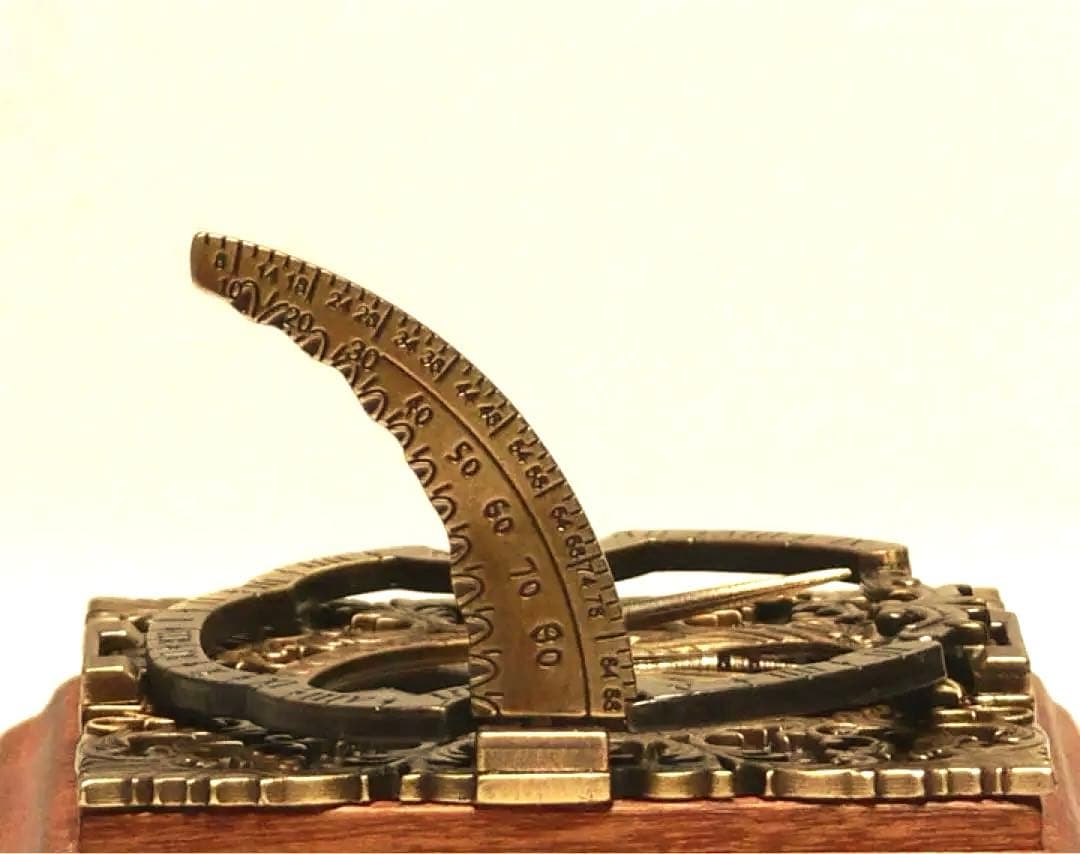 アウグスブルク日時計　アンティーク　書斎インテリア