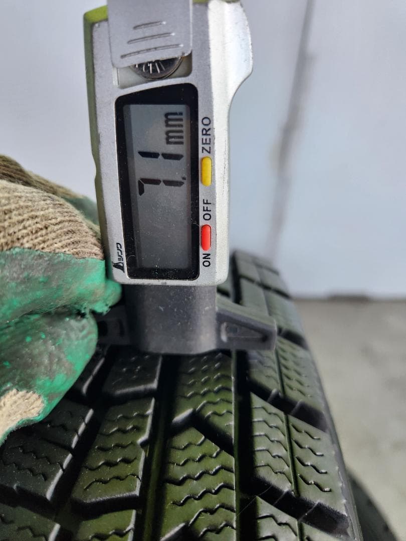 送料込☆2023年製ダンロップ タイヤ145/80R13日本製☆4本