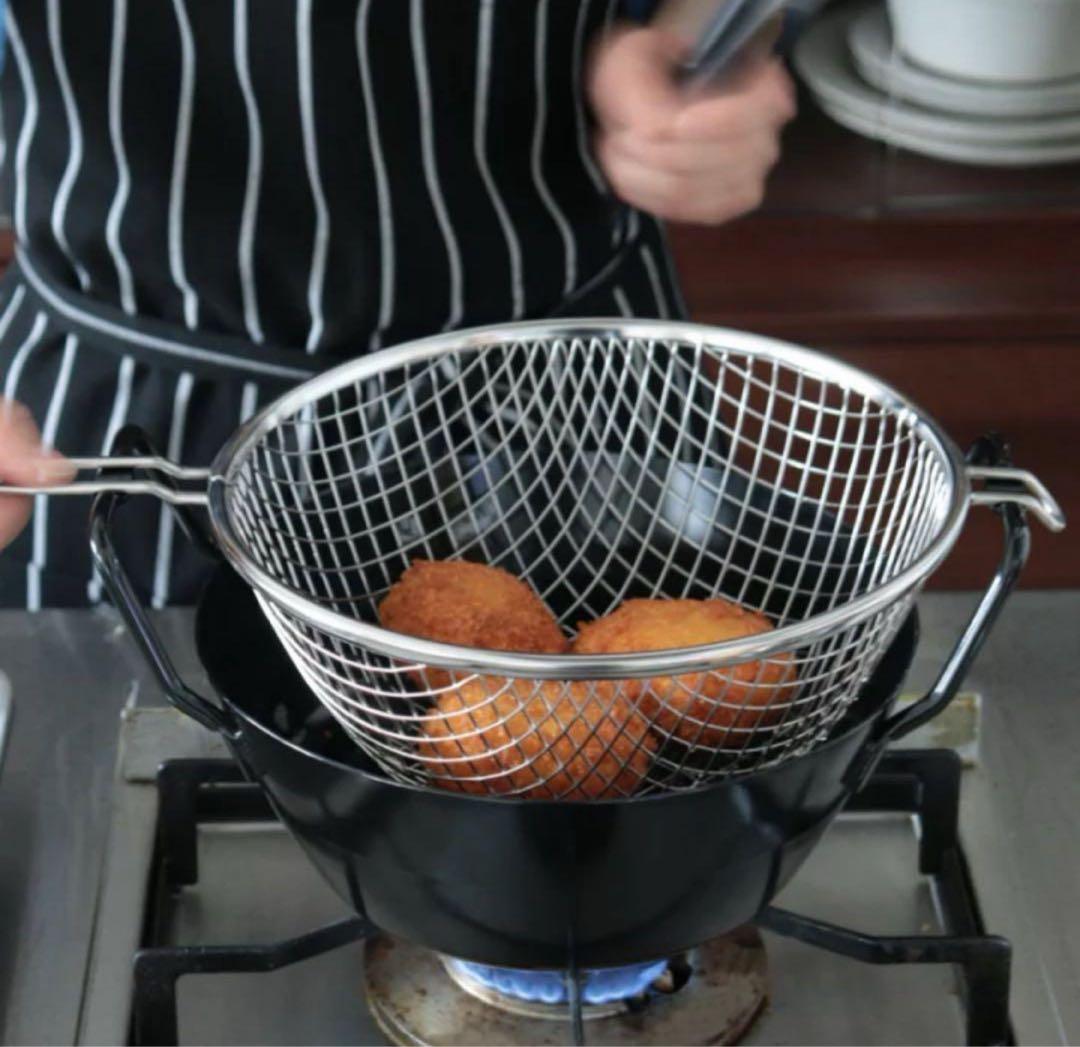 la base 鉄・２2ｃｍ揚げ鍋セット 油はね防止ネット　揚げかご付