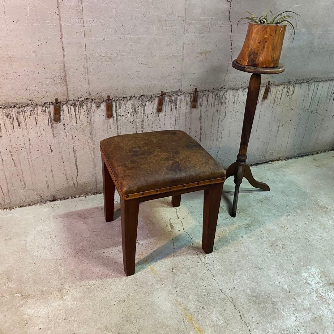 アンティーク　オールド　ヴィンテージ　本革　レザー　スツール　オットマン