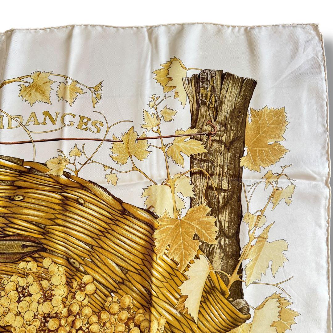 HERMES エルメス カレ90 ブドウの収穫 シルク スカーフ ゴールド