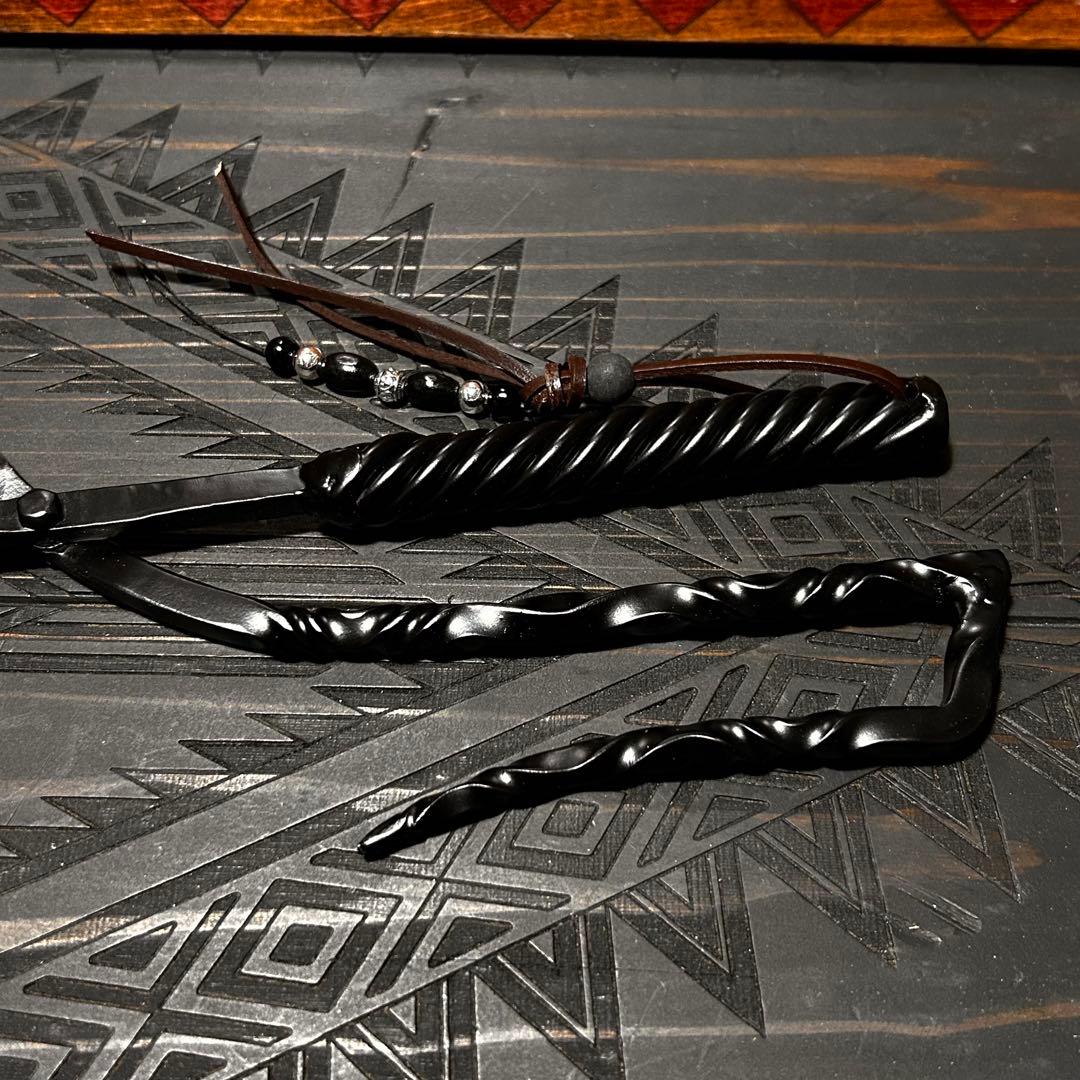 No.4 ツイスト薪ハサミ　火ハサミ　薪ハサミ　オリジナル薪ハサミ