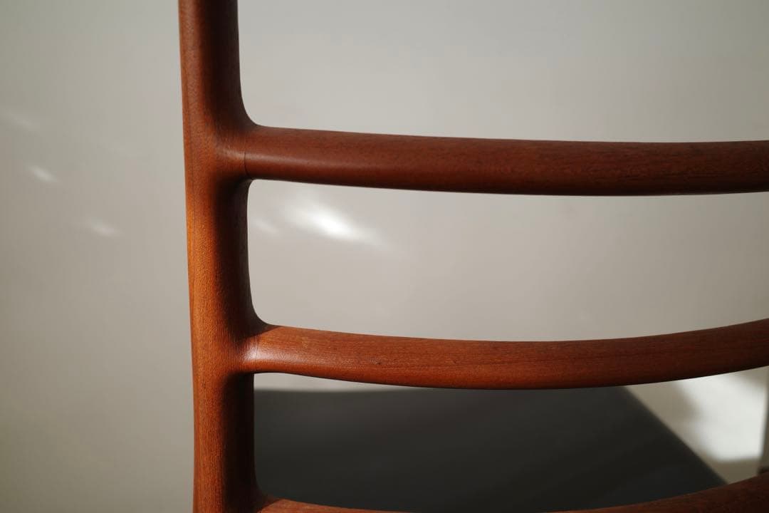 美品【ヴィンテージ モラー82】チーク 座面新品 / yチェア