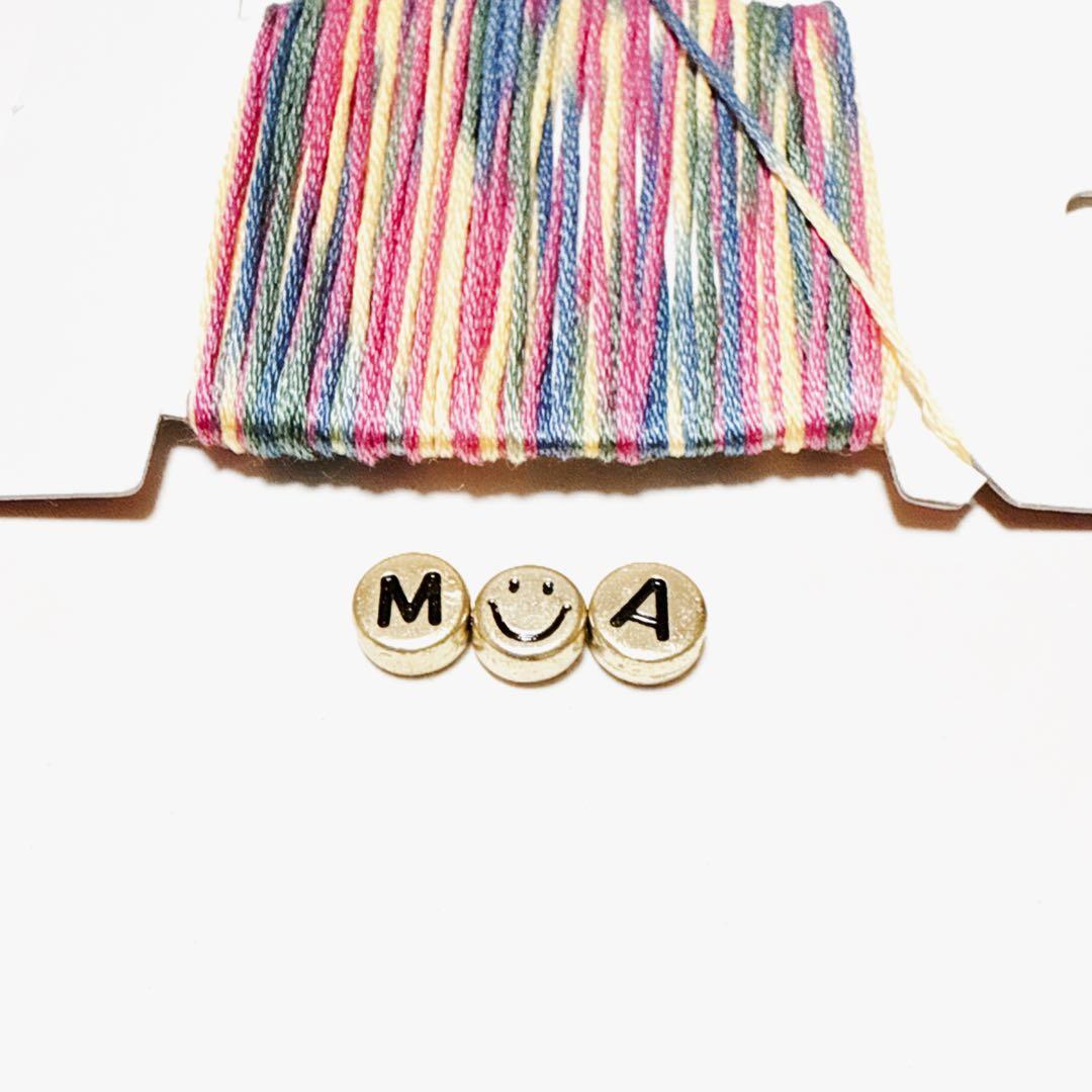 ¥450〜　粒イニシャル　オーダー受付中　ミサンガ　アンクレット