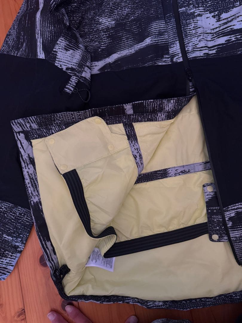 SALOMON 迷彩スノーボードウェア XL 【ほぼ新品】