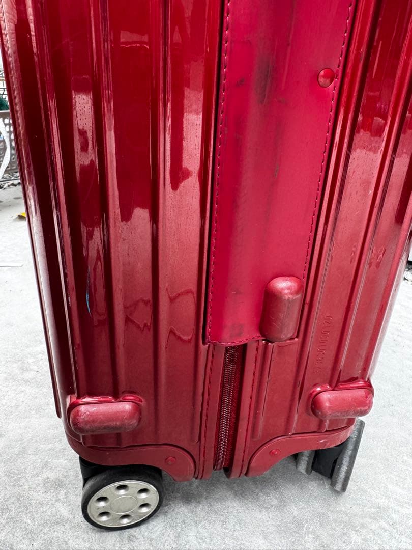 リモワ　サルサデラックス　63L 4輪