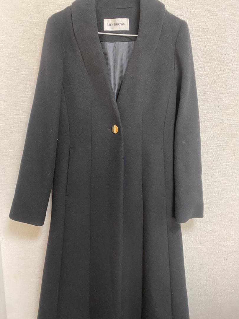 Lily Brown　チェスターコート