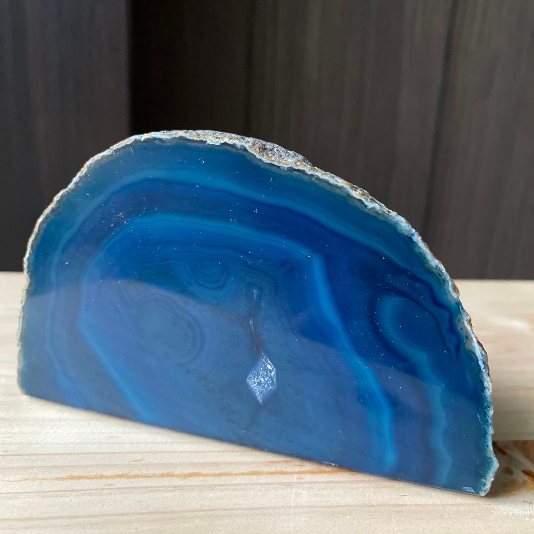 青い石のペーパーウエイト