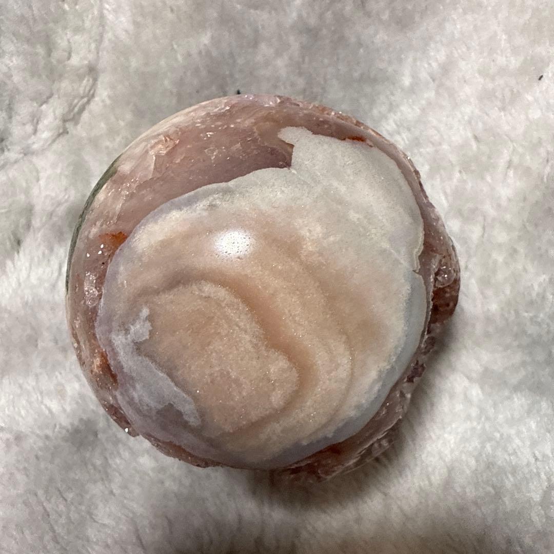ピンクアメジスト 瑪瑙共生 ジオード スフィア 花付き 母岩あり
