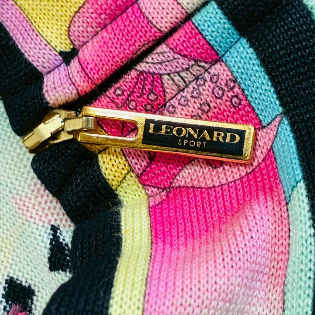 美品 LEONARD SPORT フラワープリント ハイネック 上品 オシャレ