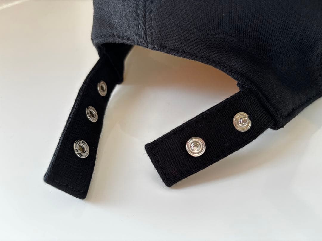 BURBERRY ベースボールキャップ 黒（M）