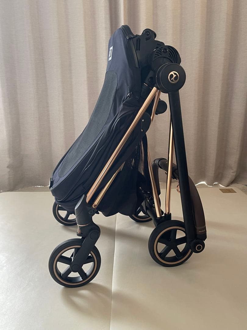 サイベックス　ミオス　ベビーカー ブラック