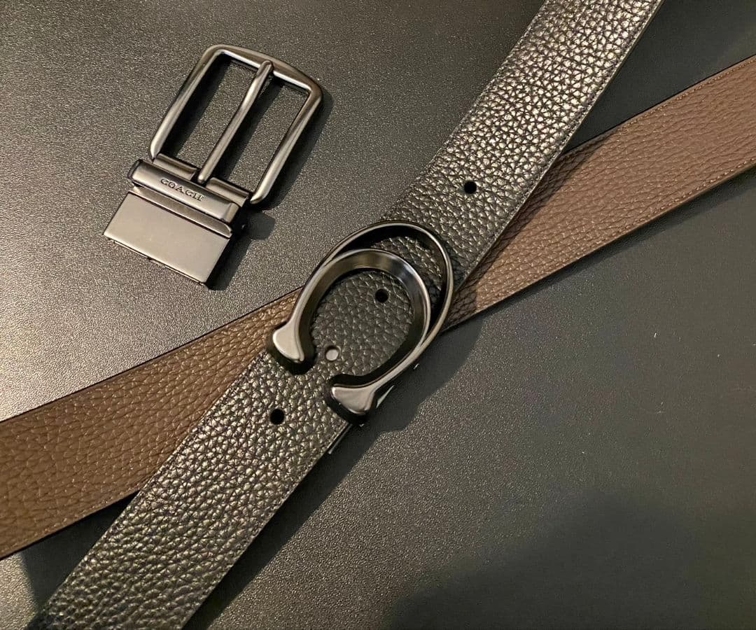 SALE♪コーチ　新品　リバーシブル　シグネチャー　ブラックxブラウン　ベルト
