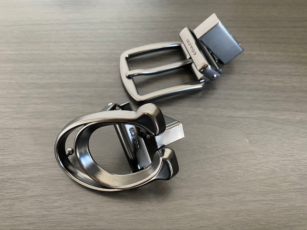 SALE♪コーチ　新品　リバーシブル　シグネチャー　ブラックxブラウン　ベルト