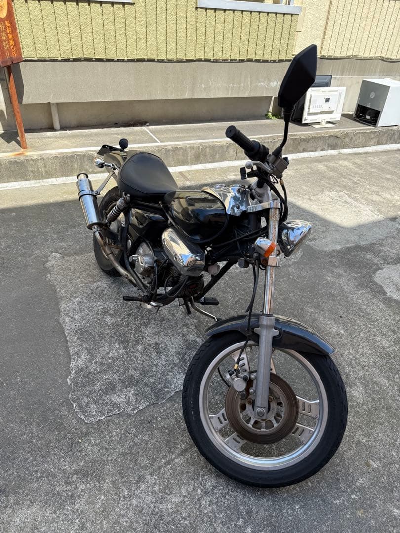 へる HONDA マグナ50