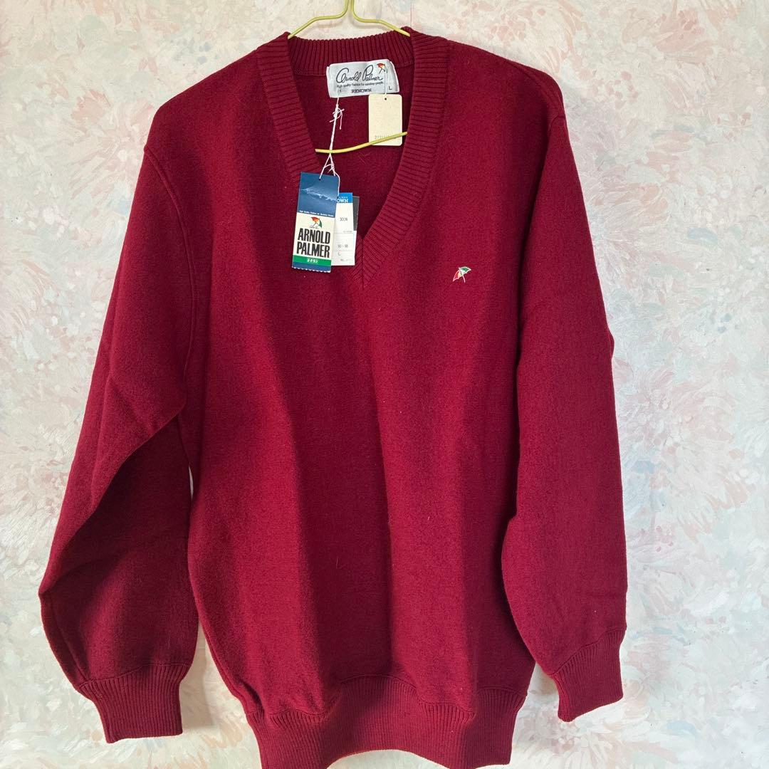 アーノルドパーマ　Vネックニット