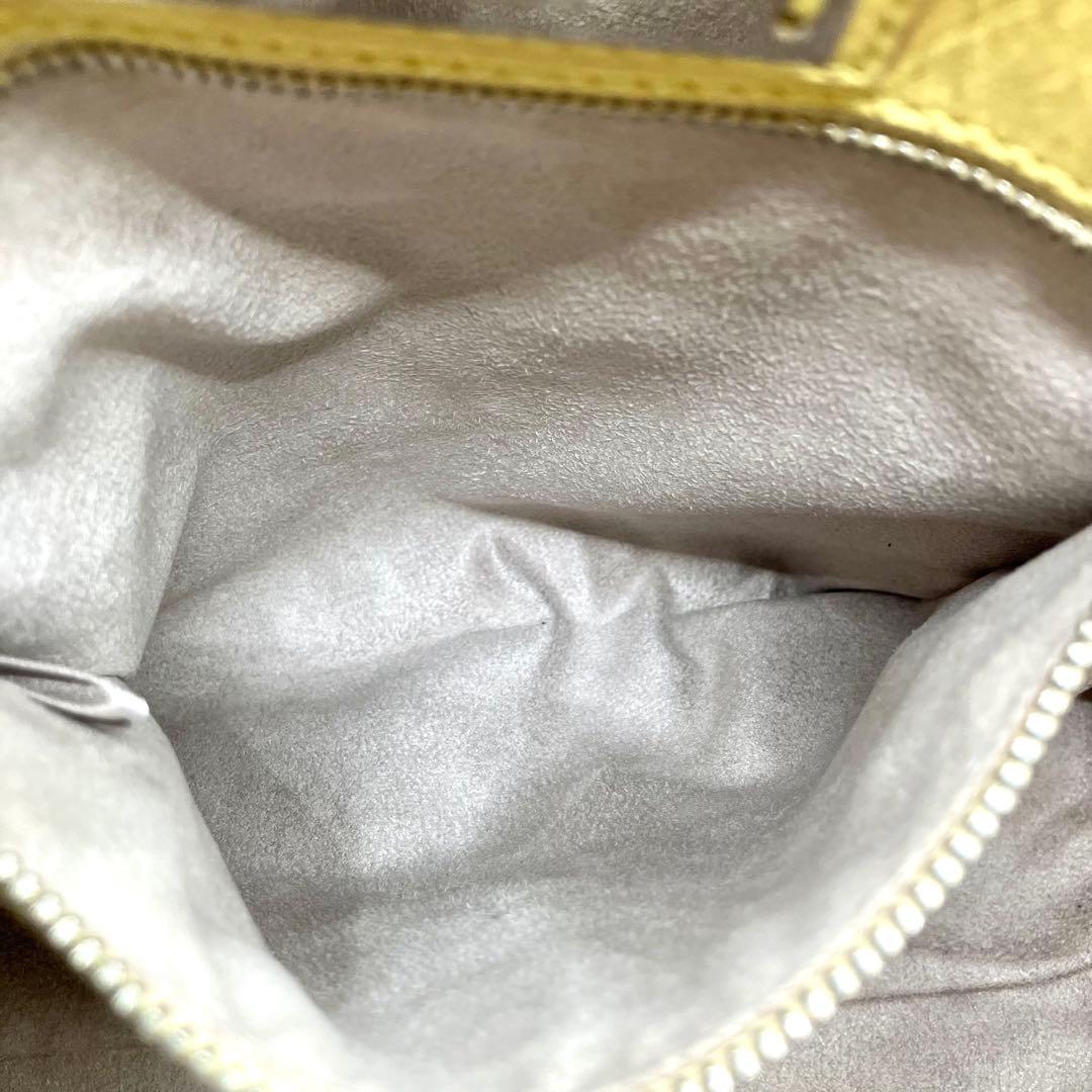 JIMMY CHOO ジミーチュウ　トートバッグ　スタースタッズ　サシャS 黄