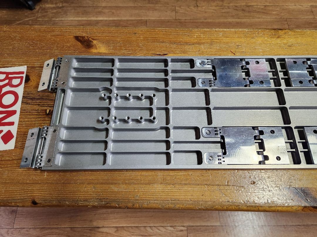 IRON ROCK ミディアム　美品