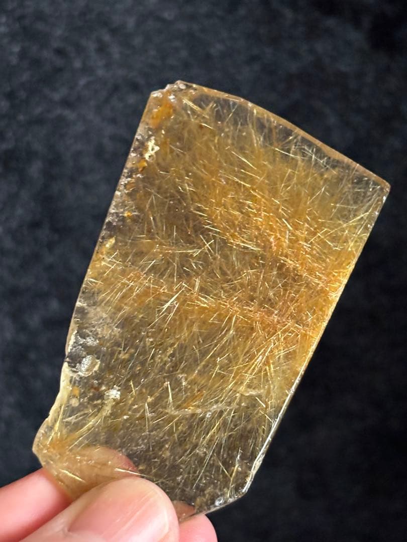 ゴールドルチルクォーツスラブ　プレート　かわいい　買い得　天然石