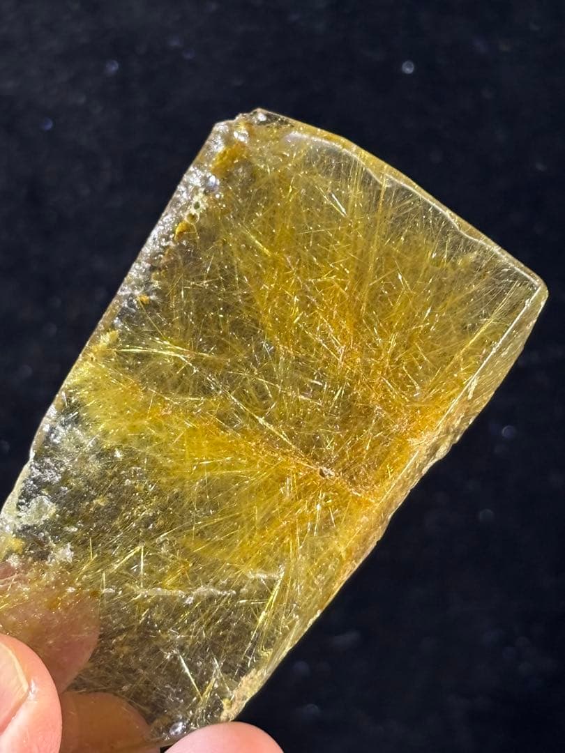 ゴールドルチルクォーツスラブ　プレート　かわいい　買い得　天然石