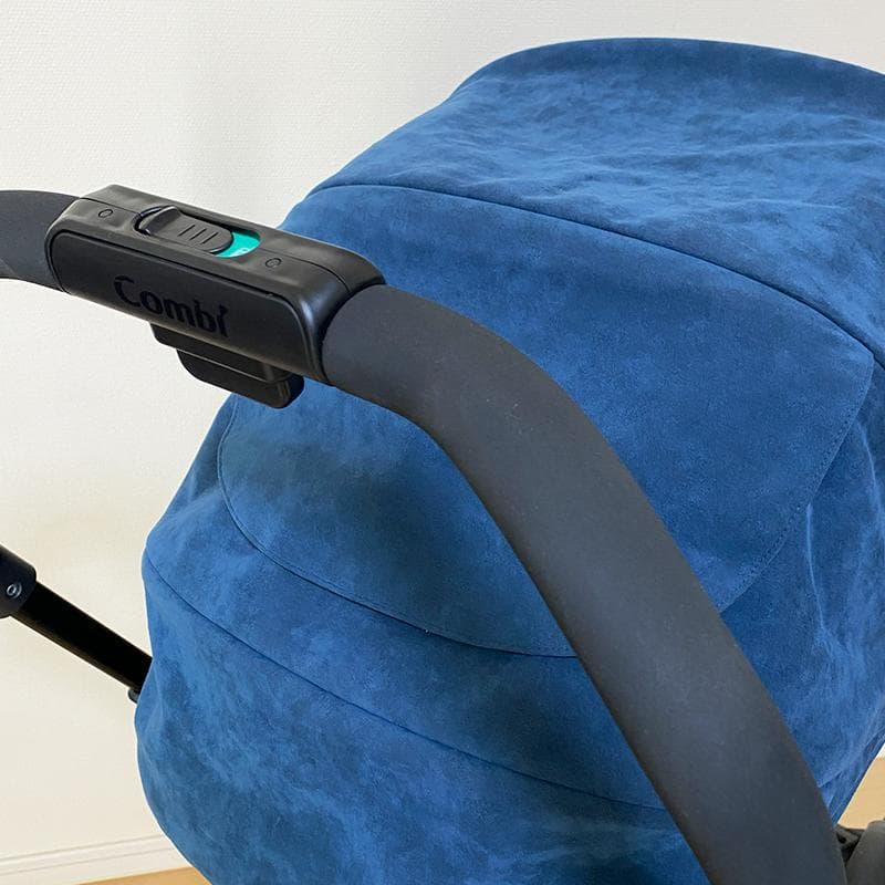 【美品】コンビ ベビーカー アット ネイビー 数量限定モデル A型ベビーカー