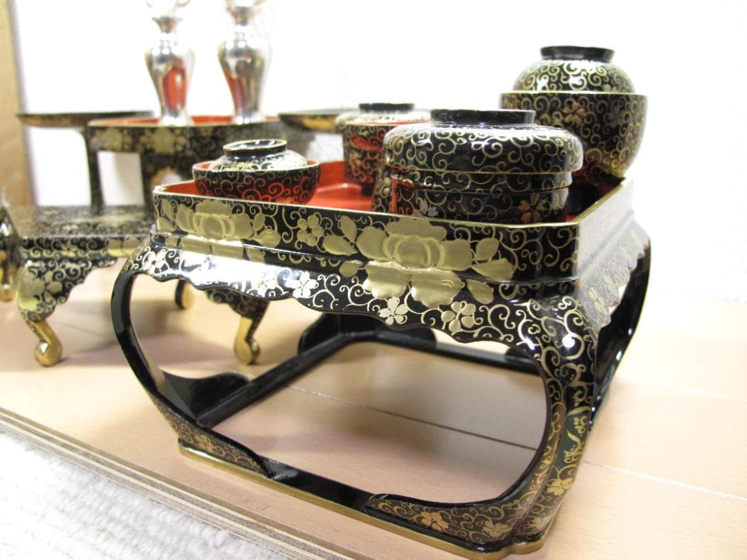 雛道具　本金特製　掛盤揃　四五　木製　昭和９年　木箱入り アンティーク 時代物