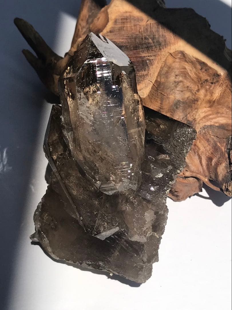 ガウリシャンカール　スモーキークォーツ クラスター