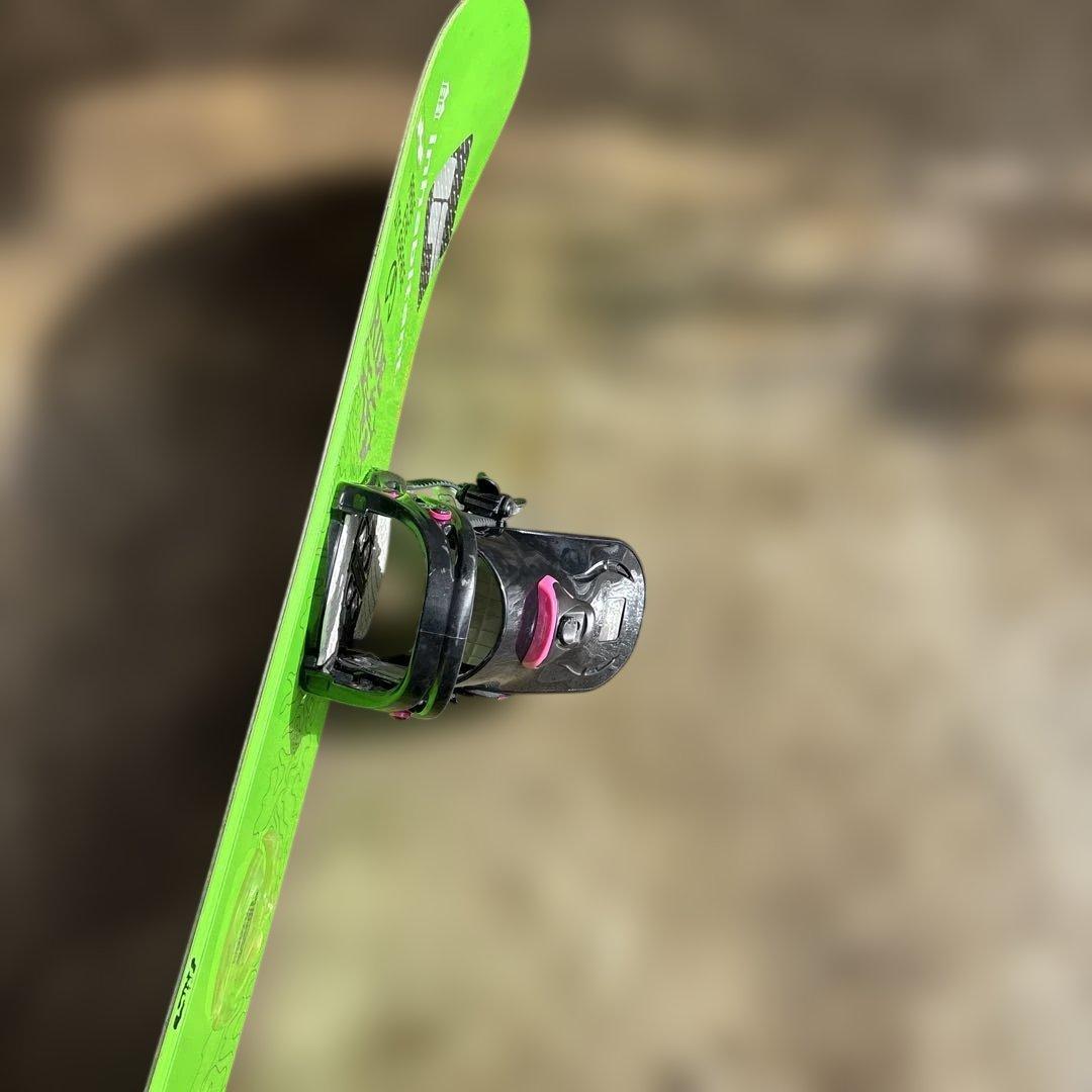 gravis FSQ スノーボード ビンディング付き