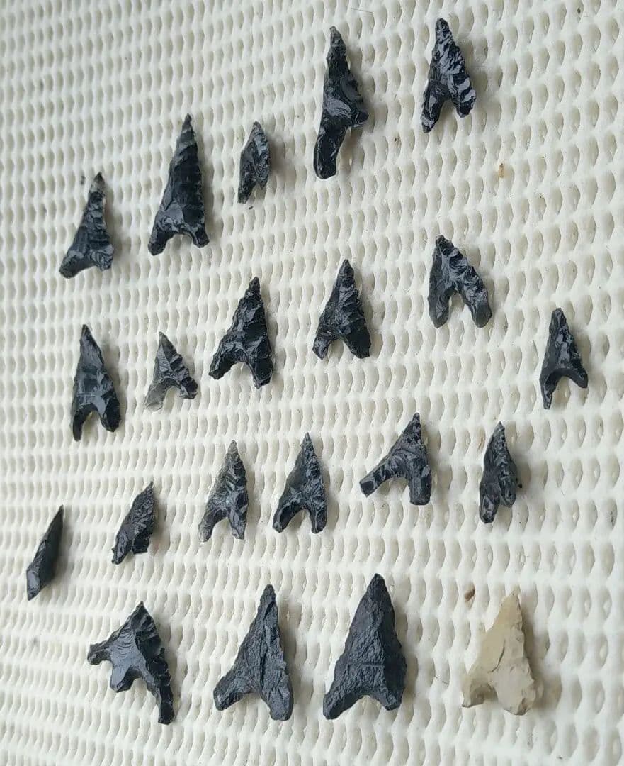 ハート ハート♡な 石器　 292 石鏃　黒曜石　サヌカイト　頁岩