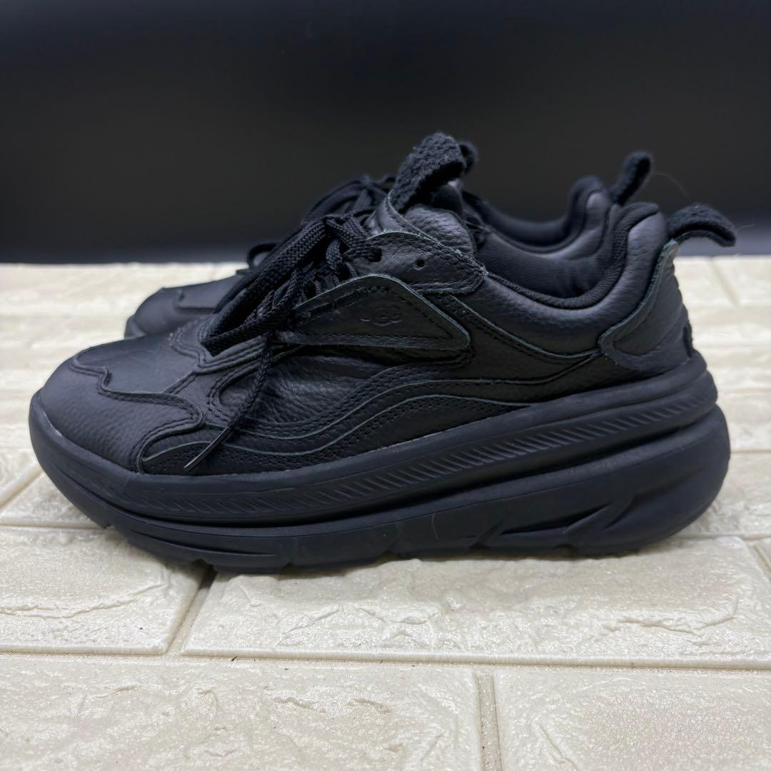 にこ☺︎　UGG アグ　厚底スニーカー　1142630 ブラック　24