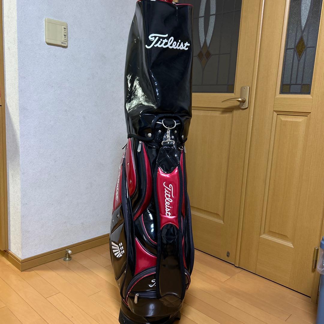 Titleist エナメルゴルフキャディバッグ 黒赤