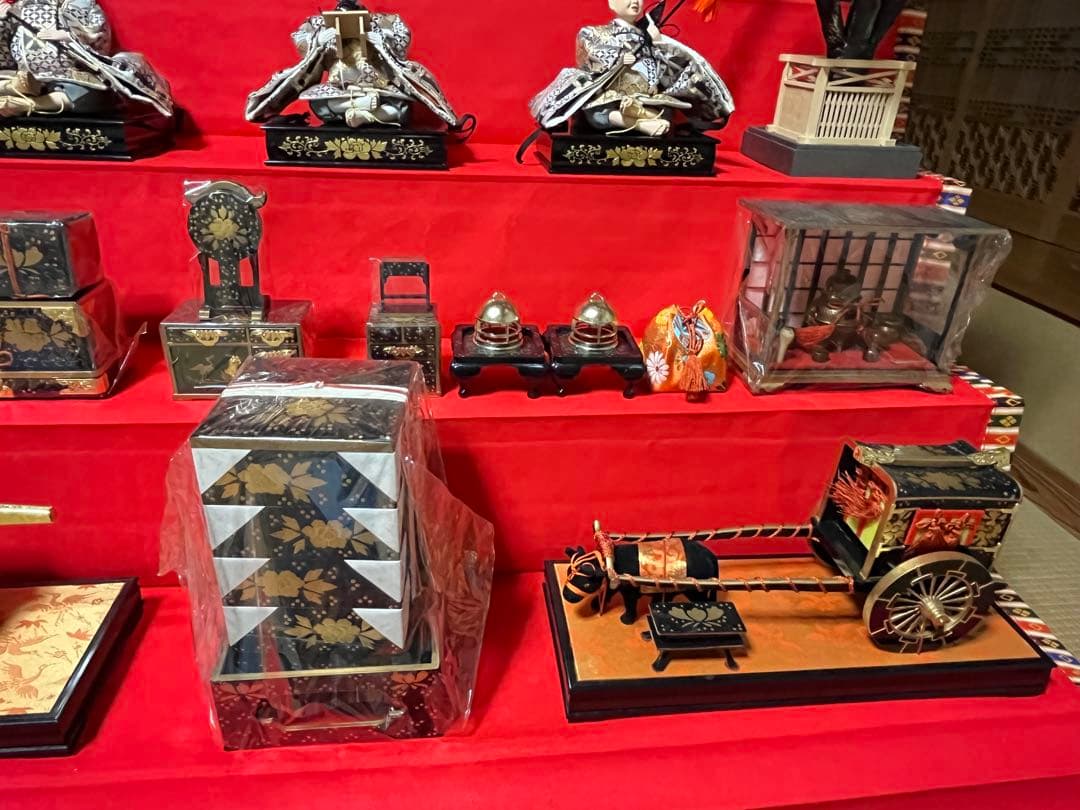 ①雛壇　7段飾り　春童作　吉野雛