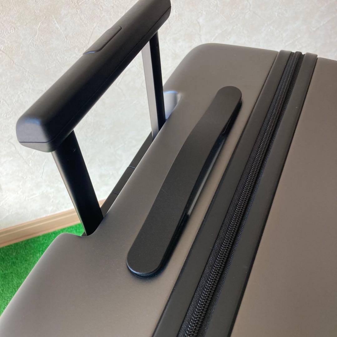 無印良品　バーを自由に調節できるハードキャリーケース　75L 2024年製