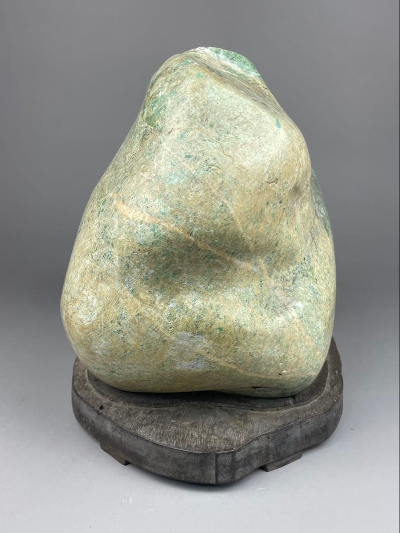 超希少 大型 ヒスイ原石 翡翠 木製台座付 鑑賞石 原石 天然石 鉱石 置物