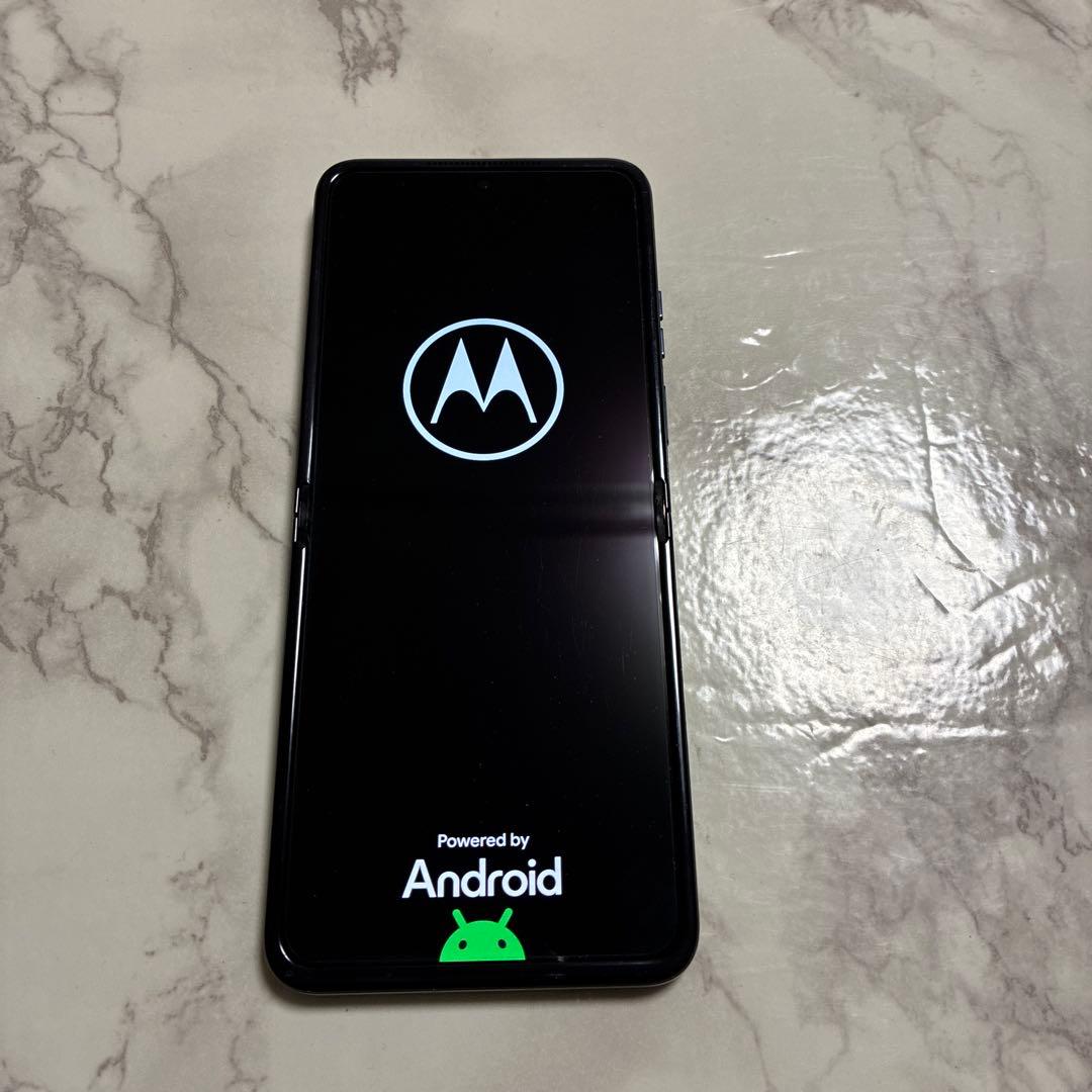 スマートフォン本体 Motorola razr 50 ultra