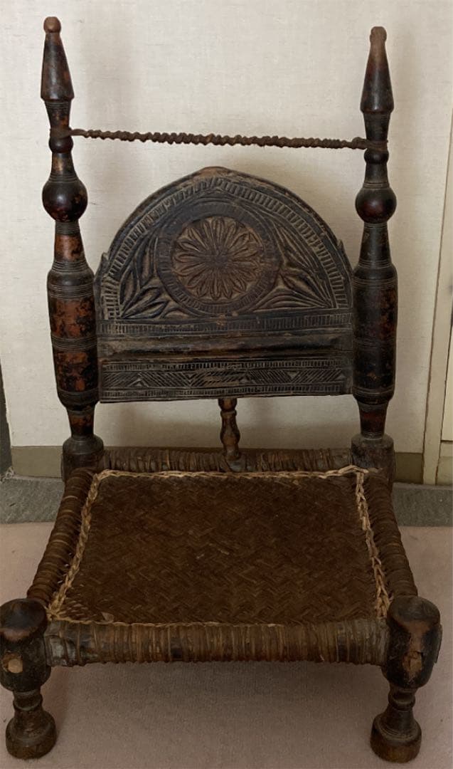 グランピエ　Granpie 伝統的な椅子　チェアー　イス　木と山羊革