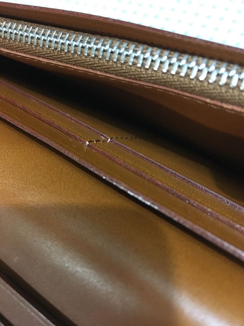 土屋鞄　長財布　CORDOVAN この品物はエルです。