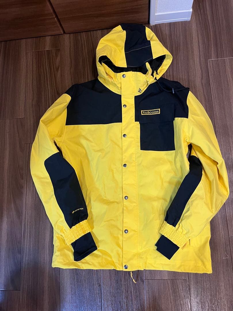 未使用 VOLCOM ボルコム メンズ イエロー　ゴアテックス