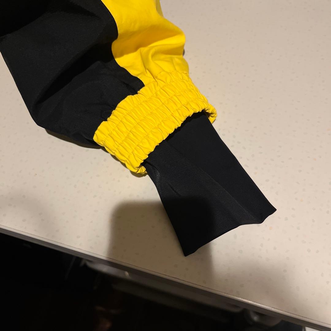 未使用 VOLCOM ボルコム メンズ イエロー　ゴアテックス