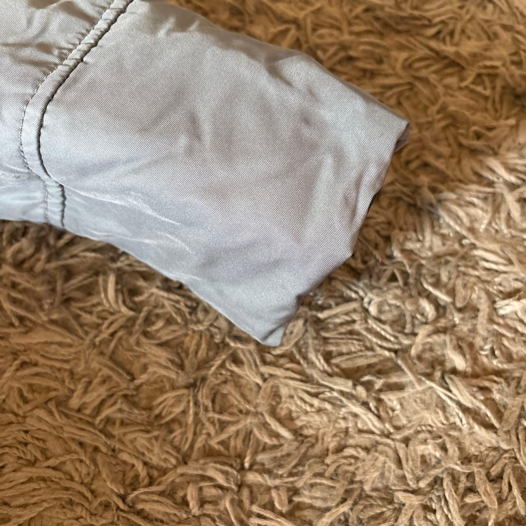 PEUTEREY グレー ダウンジャケット　42サイズですが細身の為日本M位です