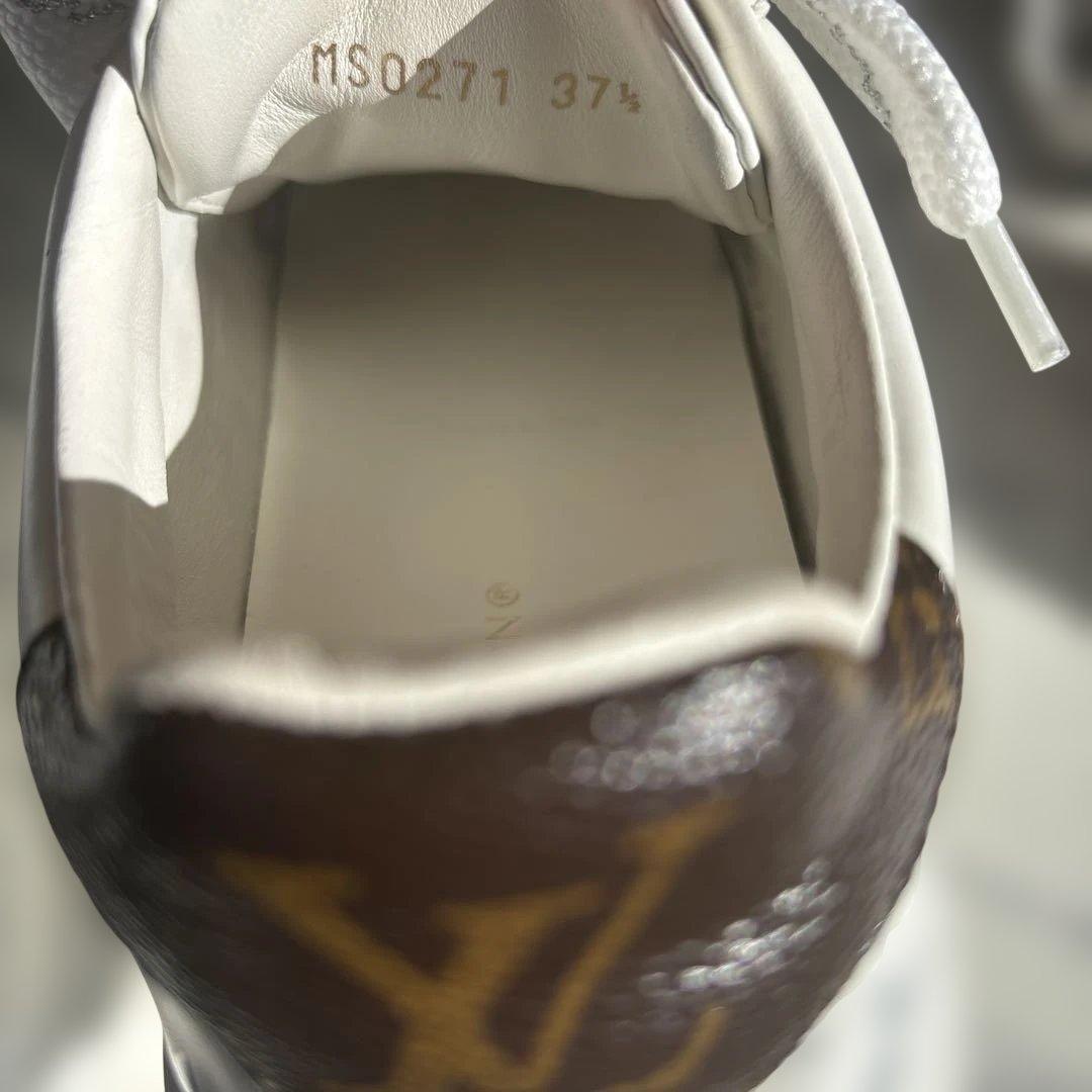 ルイヴィトン　タイムアウトライン　モノグラム　スニーカー　シューズ　フロントロー