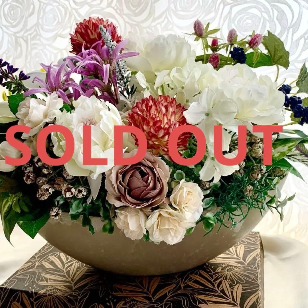 フラワーアレンジメント　白インテリア　フラワーギフト　お花置物　和インテリア