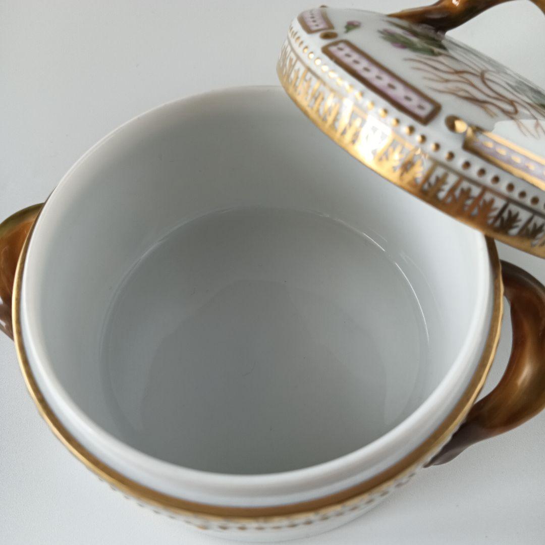 ロイヤルコペンハーゲン　フローラダニカ　シュガーポット