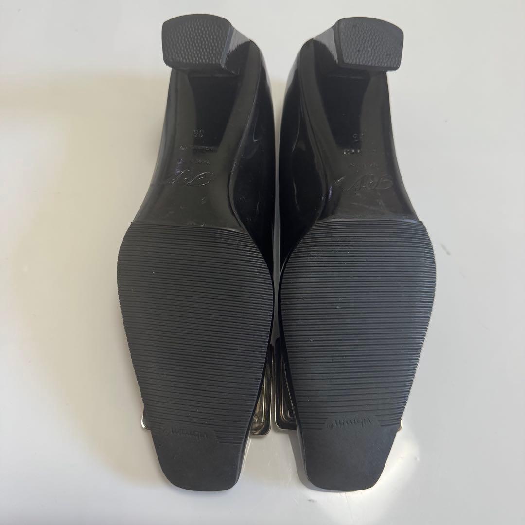 ロジェヴィヴィエ パンプス エナメル レザー シルバー金具 黒