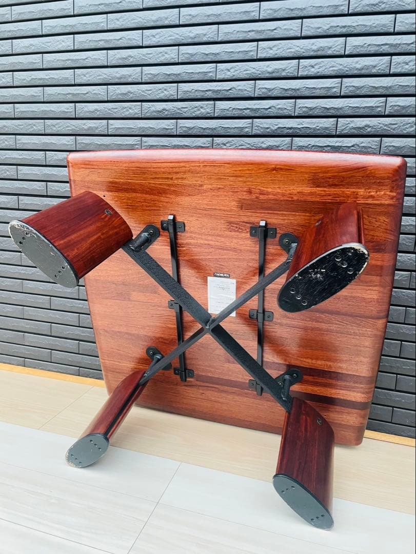 karimoku カリモク　ビベンテ花梨材リビングセンターテーブル正方形