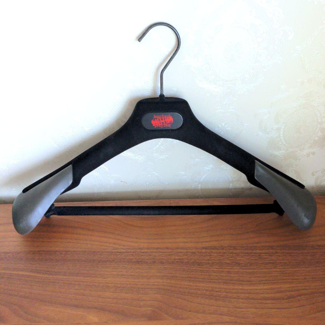 Jean Paul Gaultier ハンガー×2 スラックスハンガー×5