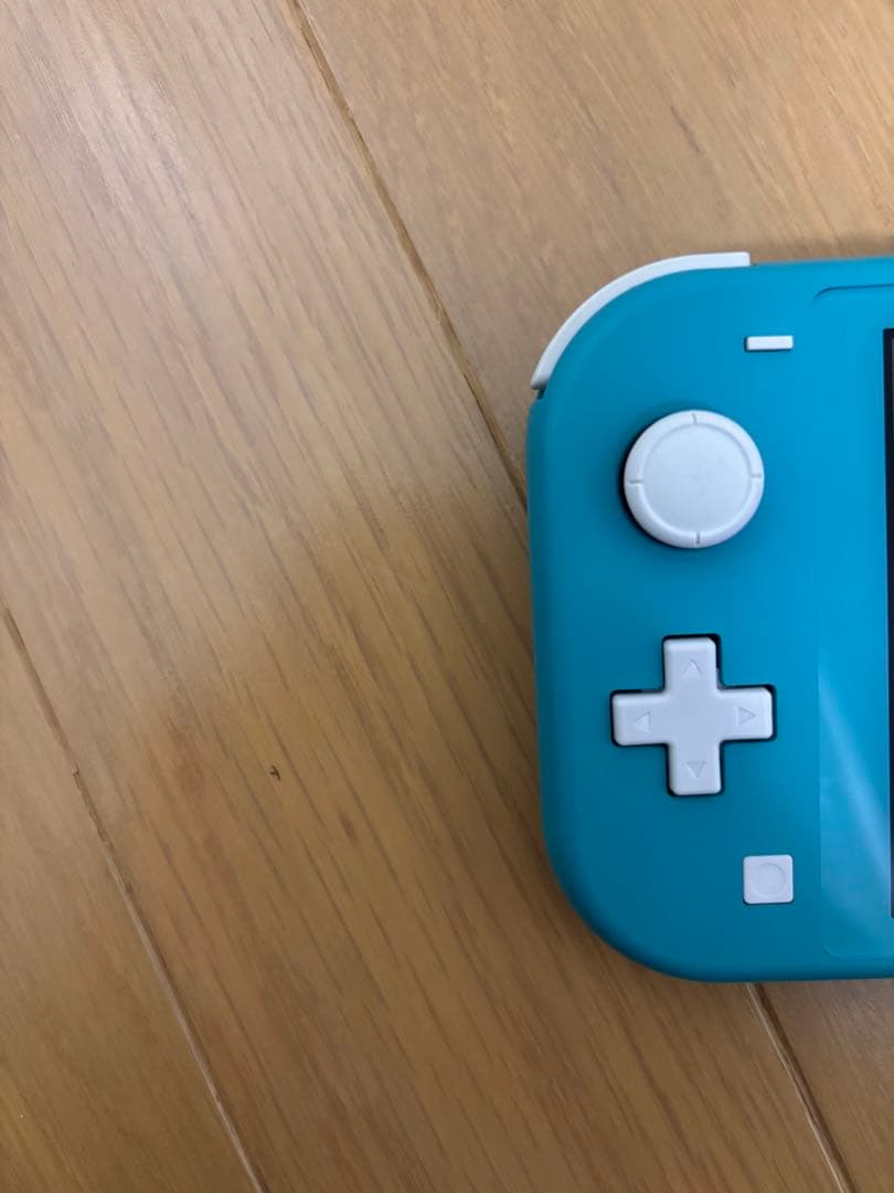 【早い者勝ち！】Nintendo Switch light ターコイズ本体