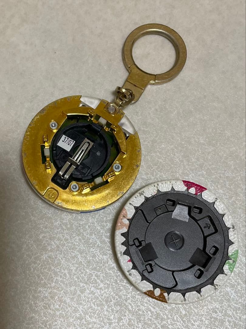 LOUIS VUITTON アストロピル モノグラム キーリング ライト付き