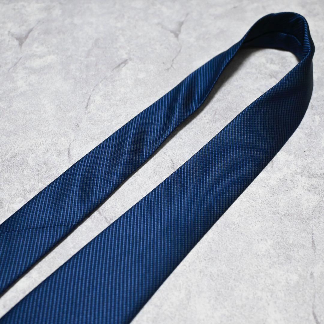 【極美品】エルメネジルドゼニア ネクタイ ネイビー ソリッド 光沢