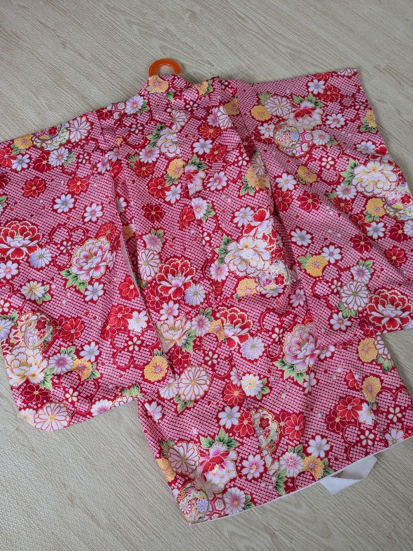 七五三３歳女の子　着物・被布・長襦袢セット　髪飾り　シュシュつき